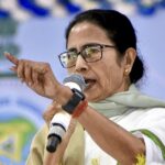 “ದೆಹಲಿಯ ಜಮೀನ್ದಾರರಿಗೆ ಪಾಠ ಕಲಿಸಿ”: ಕೇಂದ್ರ ಸರ್ಕಾರದ ವಿರುದ್ಧ ಮಮತಾ ಬ್ಯಾನರ್ಜಿ ಗುಡುಗು!