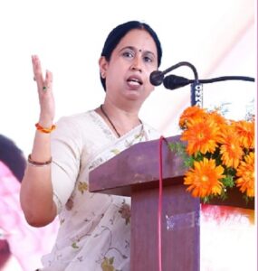 ‘ಮಹಿಳೆಯರಿಲ್ಲದ ಕ್ಯಾಬಿನೆಟ್ ಅಪೂರ್ಣ’: ರಾಜ್ಯ ರಾಜಕೀಯದಲ್ಲಿ ಸಂಚಲನ ಮೂಡಿಸಿದ ಮಾಜಿ ಸಚಿವೆ ಲಕ್ಷ್ಮೀ ಹೆಬ್ಬಾಳ್ಕರ್ ಹೇಳಿಕೆ!