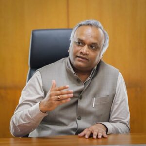 ಬಿ. ನಾಗೇಂದ್ರ ವಿರುದ್ಧ ಪ್ರಾಸಿಕ್ಯೂಷನ್‌ಗೆ ಸಿಬಿಐ ಪತ್ರ: ಕೇಂದ್ರದ ತನಿಖಾ ಸಂಸ್ಥೆಗಳ ನಡೆಗೆ ಗೃಹ ಸಚಿವ ಪ್ರಿಯಾಂಕ್ ಖರ್ಗೆ ಕಿಡಿ!