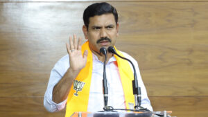 ‘ಒಂದು ಕಡೆ ಮಗು ಚಿವುಟಿ, ಇನ್ನೊಂದು ಕಡೆ ತೊಟ್ಟಿಲು ತೂಗುತ್ತಿದೆ ಸರ್ಕಾರ’: ಕಸ್ತೂರಿ ರಂಗನ್ ವರದಿ ವಿಚಾರದಲ್ಲಿ ಸರ್ಕಾರದ ವಿರುದ್ಧ ಬಿ.ವೈ. ವಿಜಯೇಂದ್ರ ವಾಗ್ದಾಳಿ!