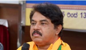 ಶಿಕ್ಷಣ ಇಲಾಖೆ ವಿರುದ್ಧ ಸಿಡಿದೆದ್ದ ವಿಪಕ್ಷ ನಾಯಕ: 61,000 ಶಿಕ್ಷಕರ ನೇಮಕಕ್ಕೆ ಆಗ್ರಹಿಸಿ ಬೀದಿಗಿಳಿಯುವ ಎಚ್ಚರಿಕೆ!